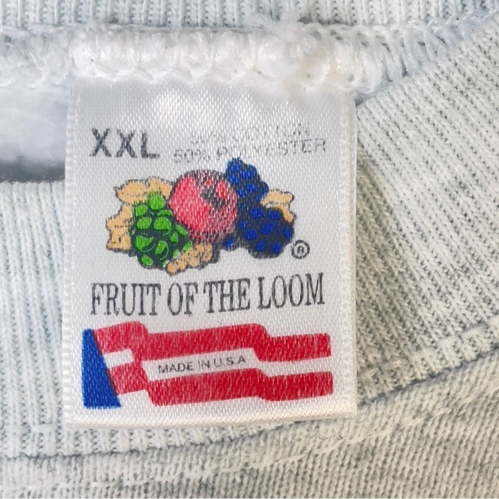 Vintage "Love Is Like A Cat" Siamese Cat Light Gray Crewneck Sweatshirt “88” - Picture 7 of 7